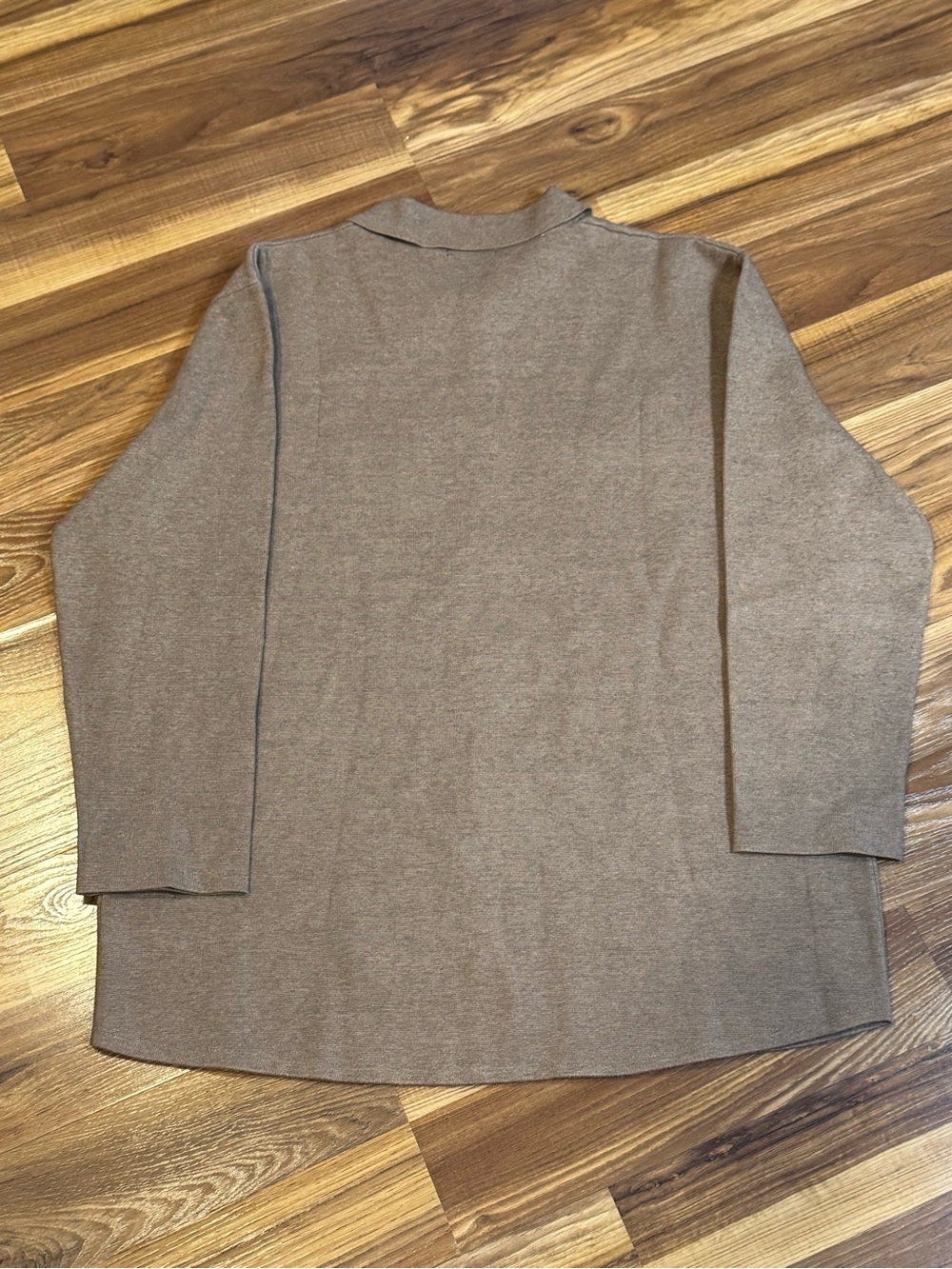 Quince Women’s Eco-Knit Milano Stitch Oversized Shirt Jacket, Warm Taupe, Size L - Picture 3 of 10
